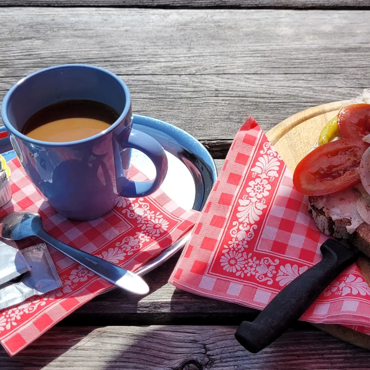 Verhackertbrot Und Kaffee