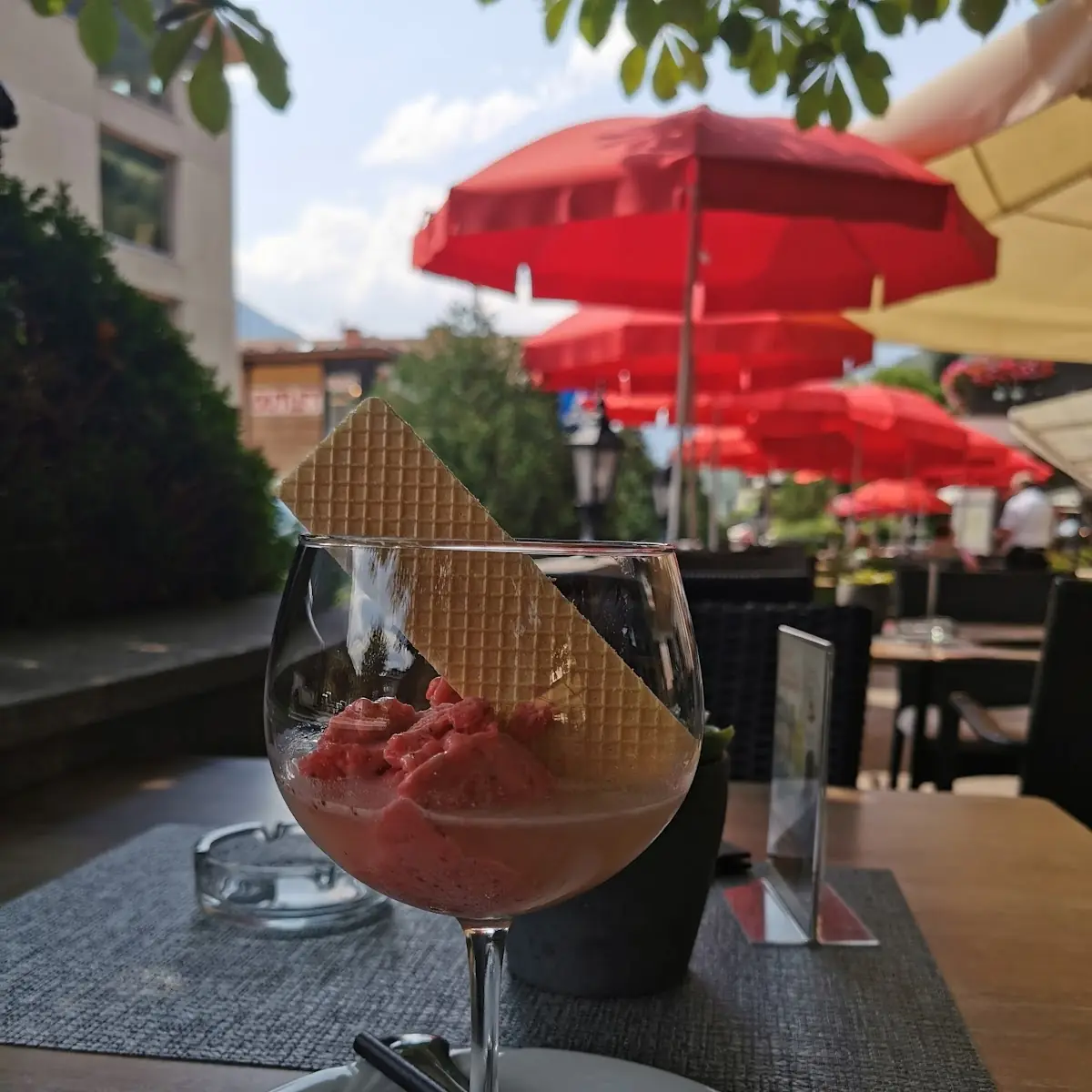 Erdbeer Sorbet Auf Prosecco