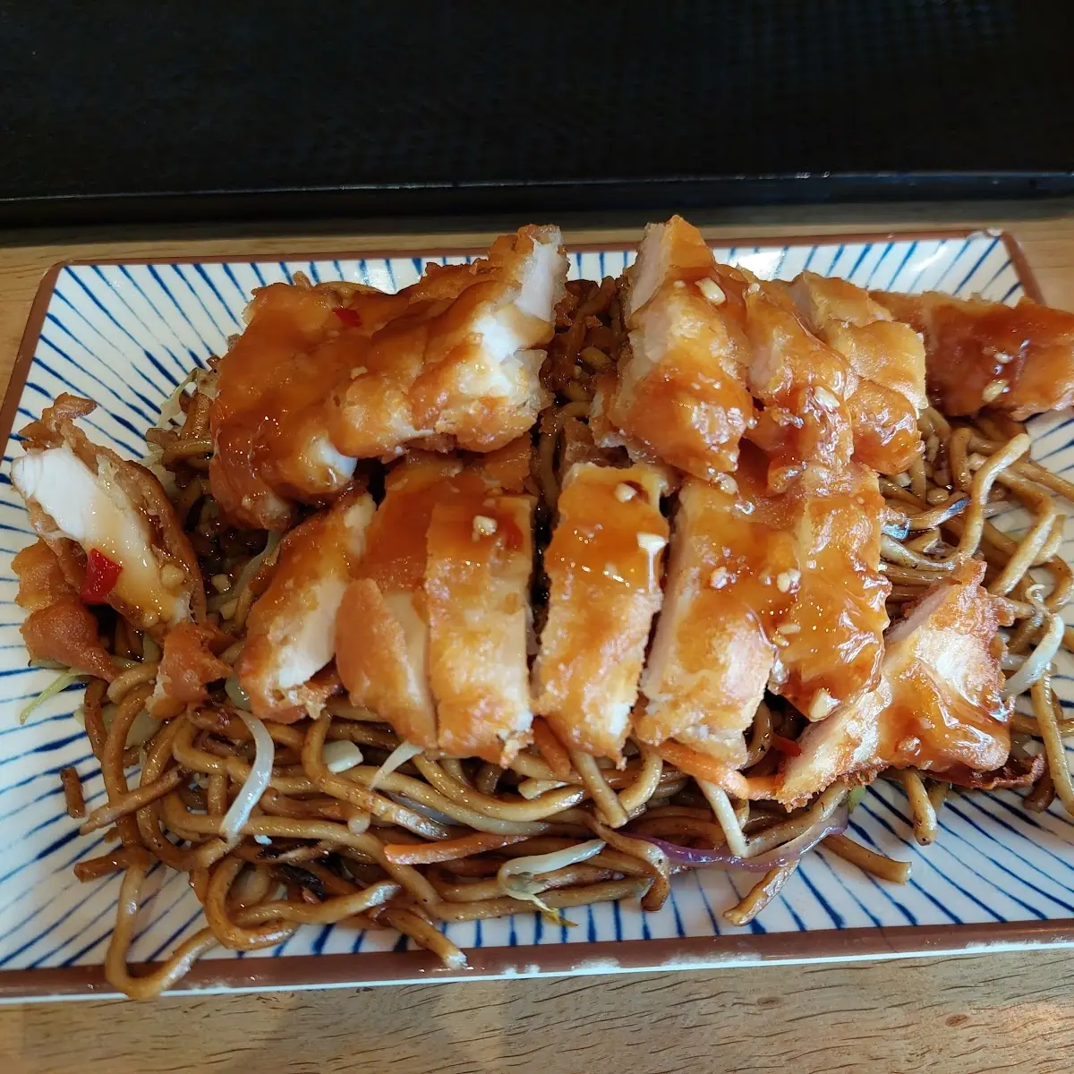 Nudeln Mit Knusprigem Huhn