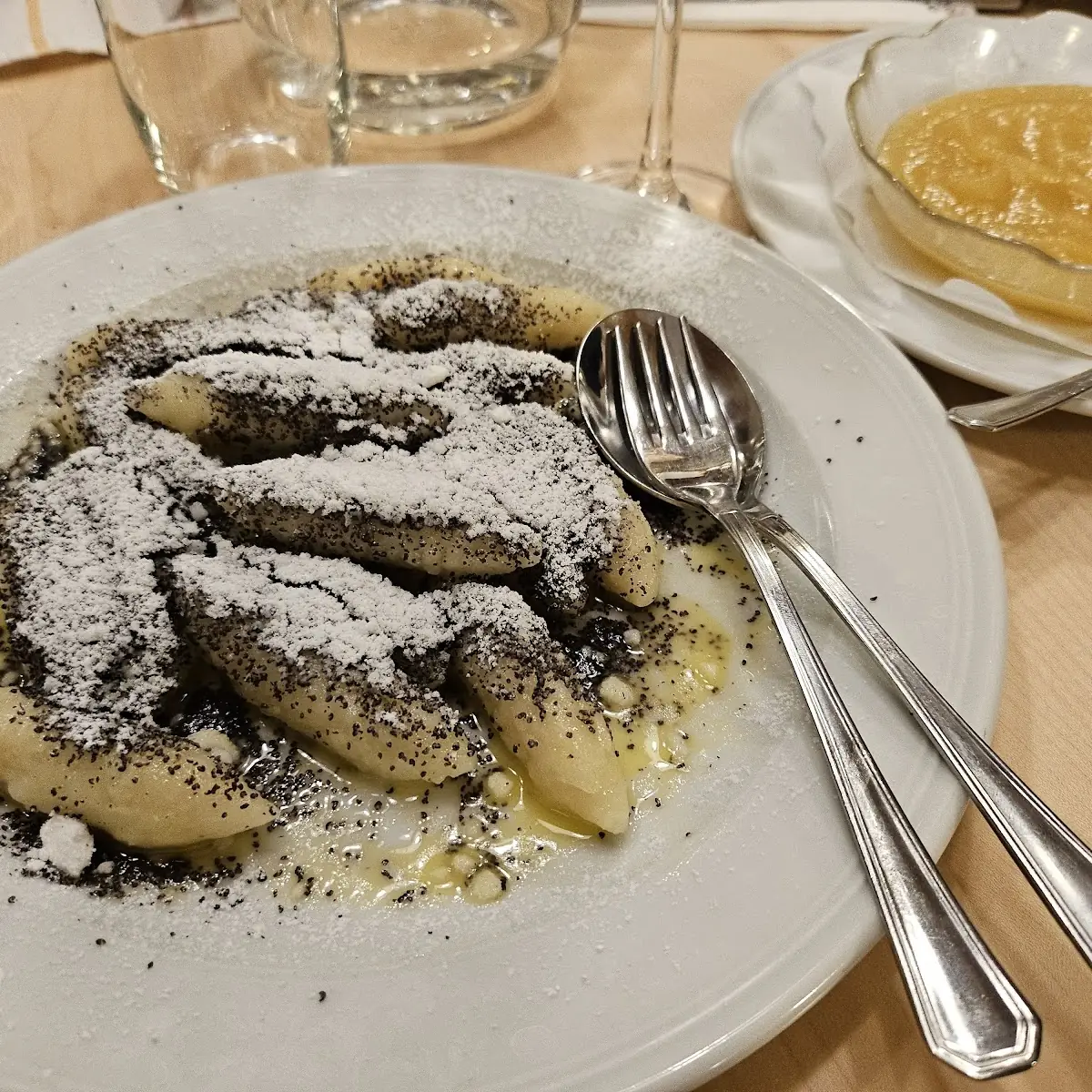 Mohnnudeln Mit Apfelmus