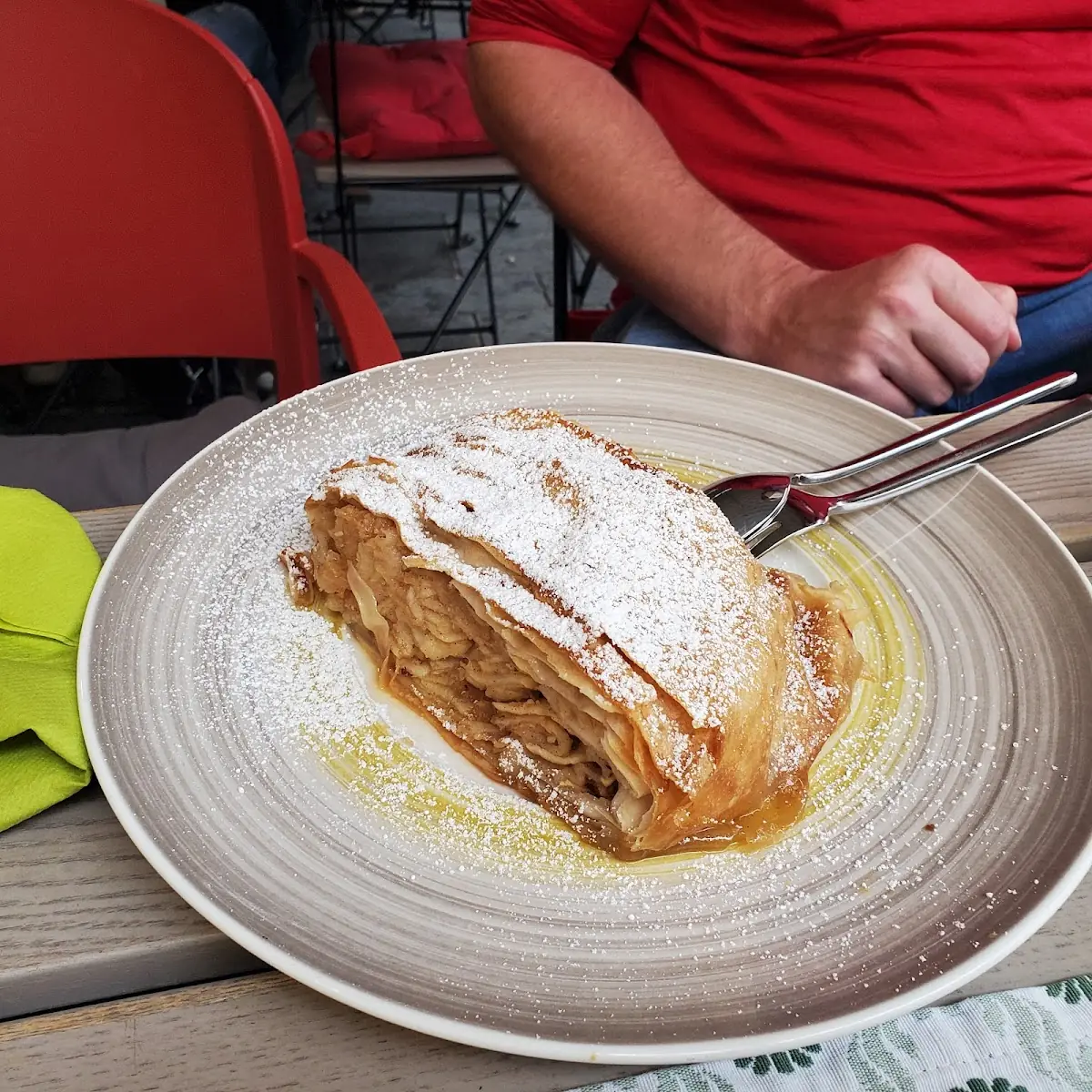 Apple Strudel