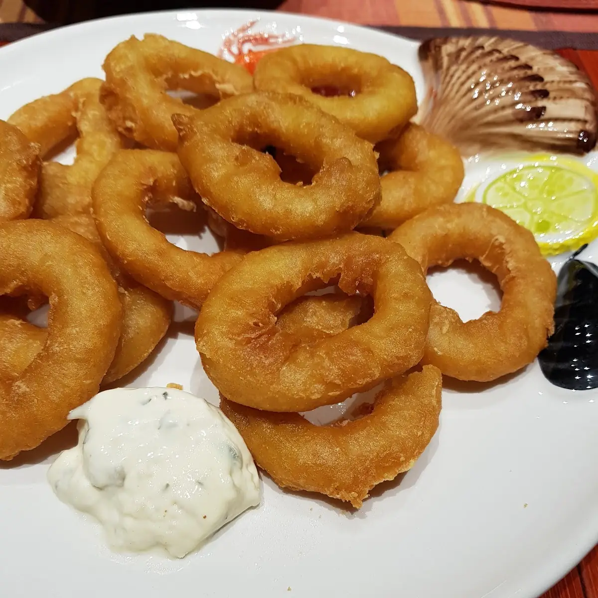 Gebackene Tintenfischringe