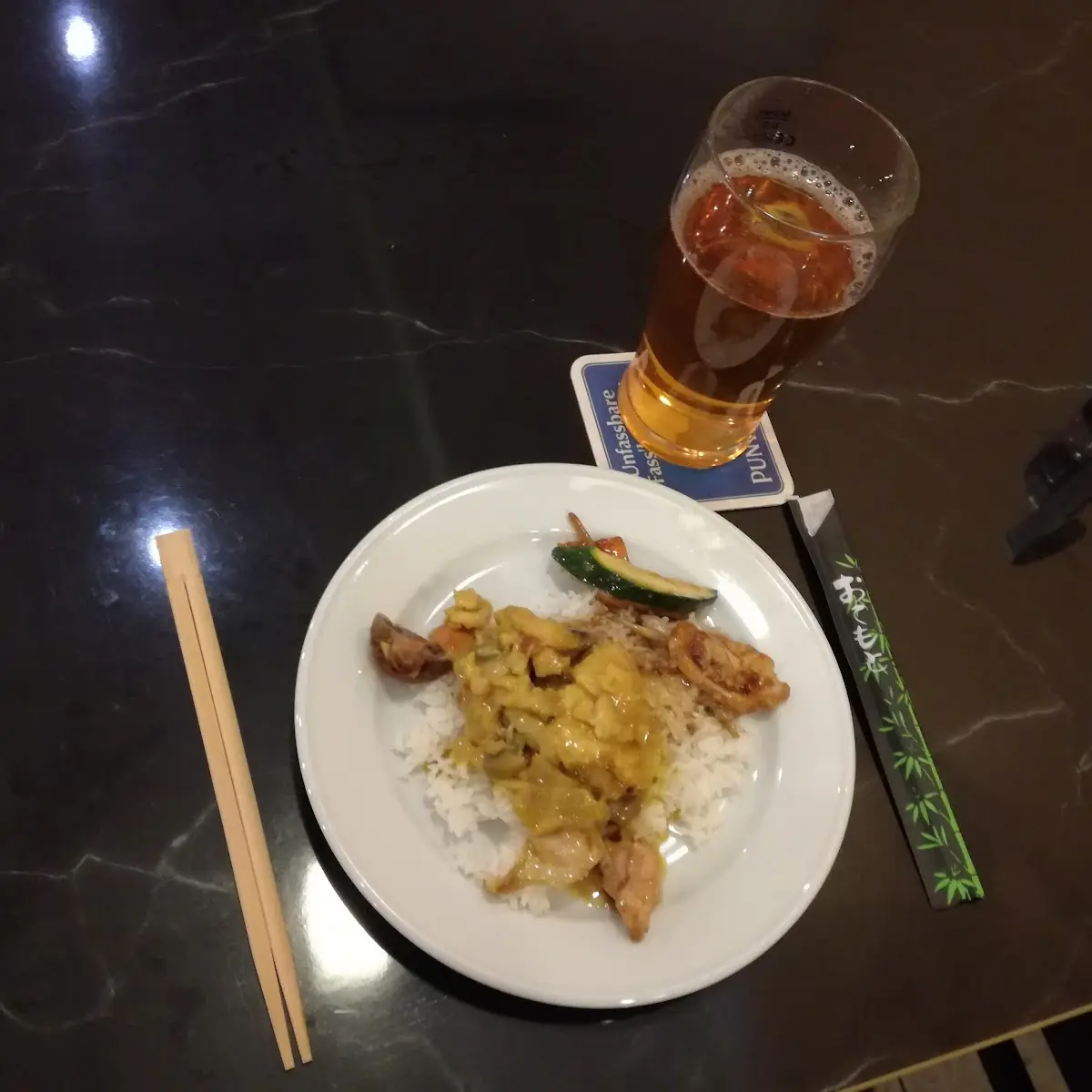 Hünchen Cury Mit Reis
