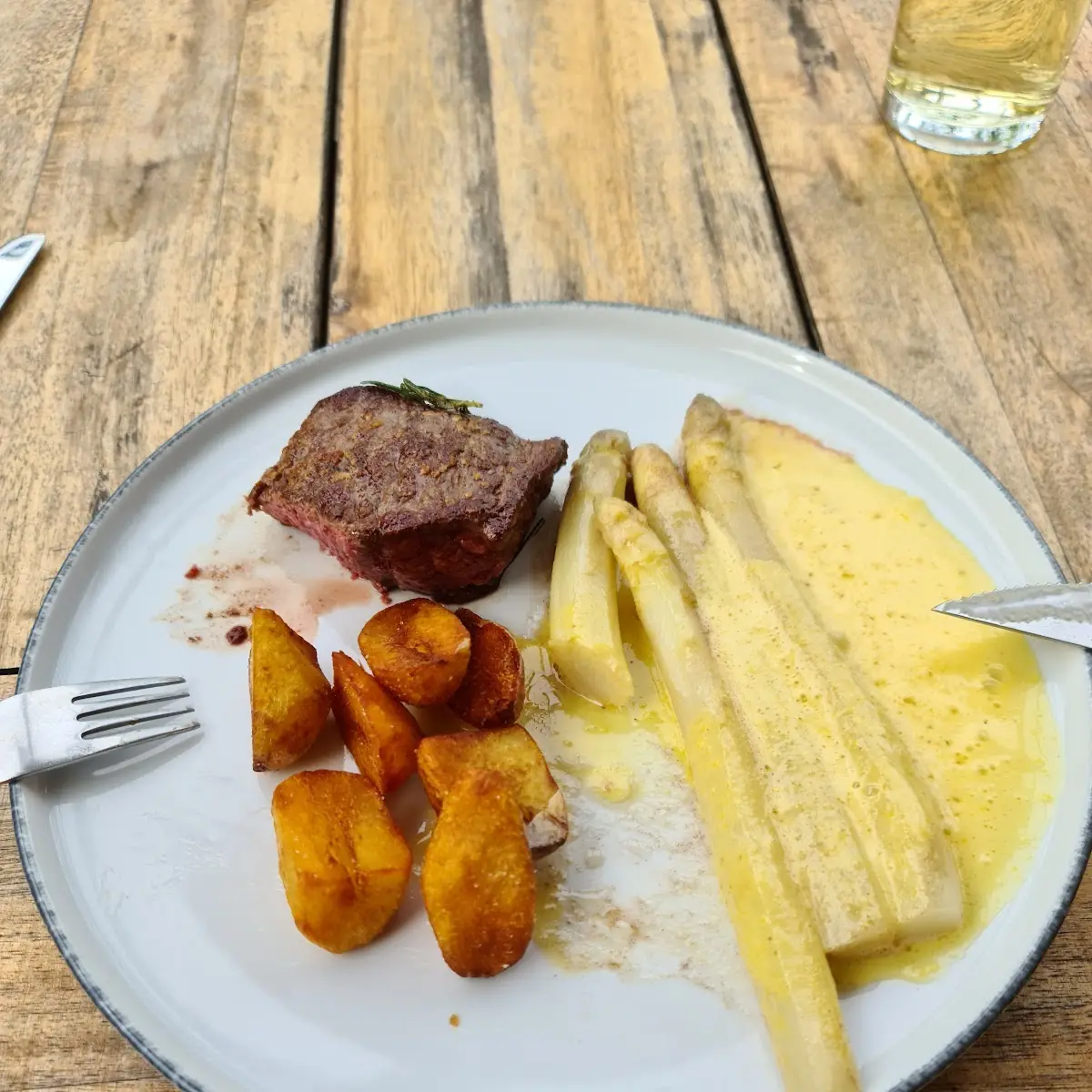Filetsteak Mit Spargel