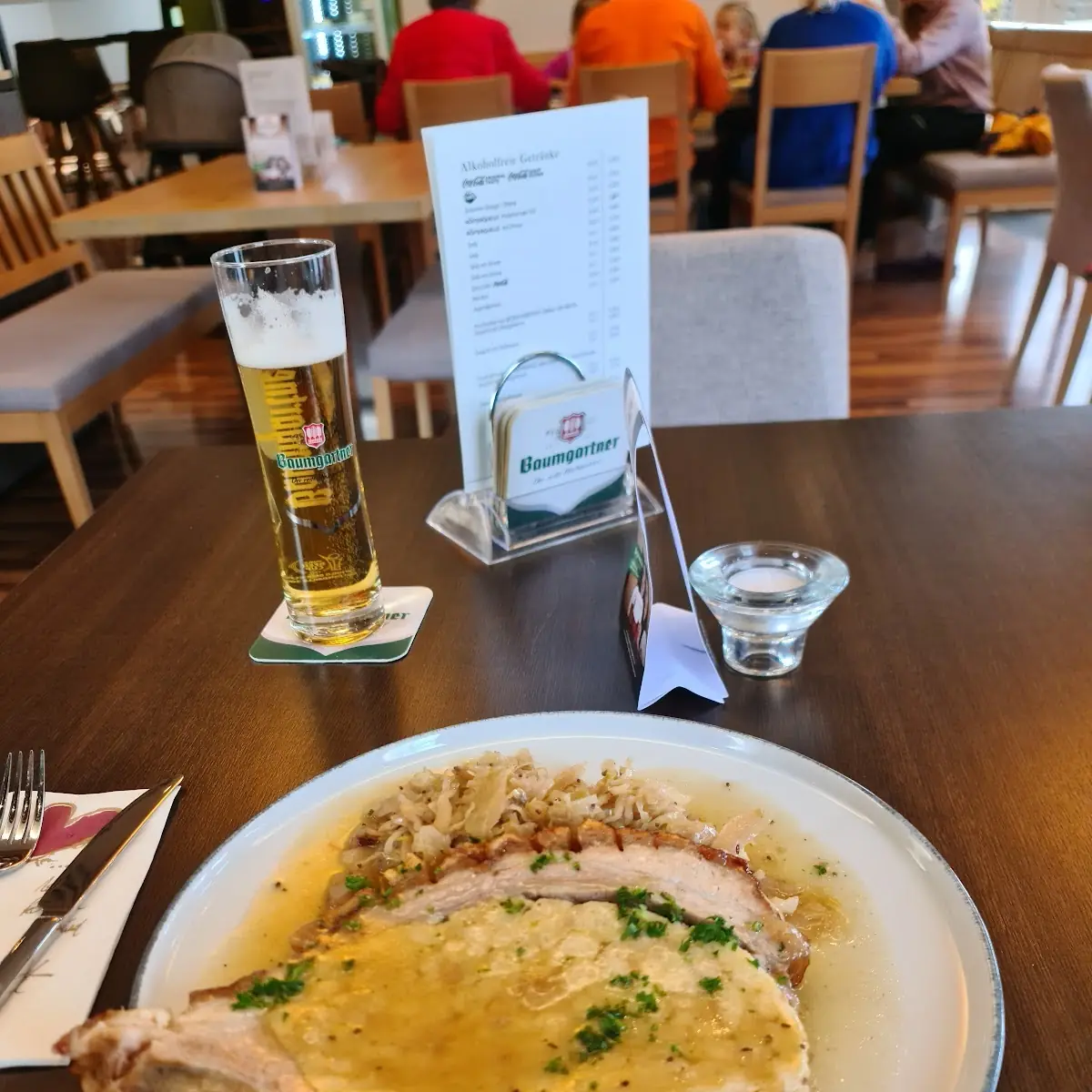 Gefüllter Schweinebauch