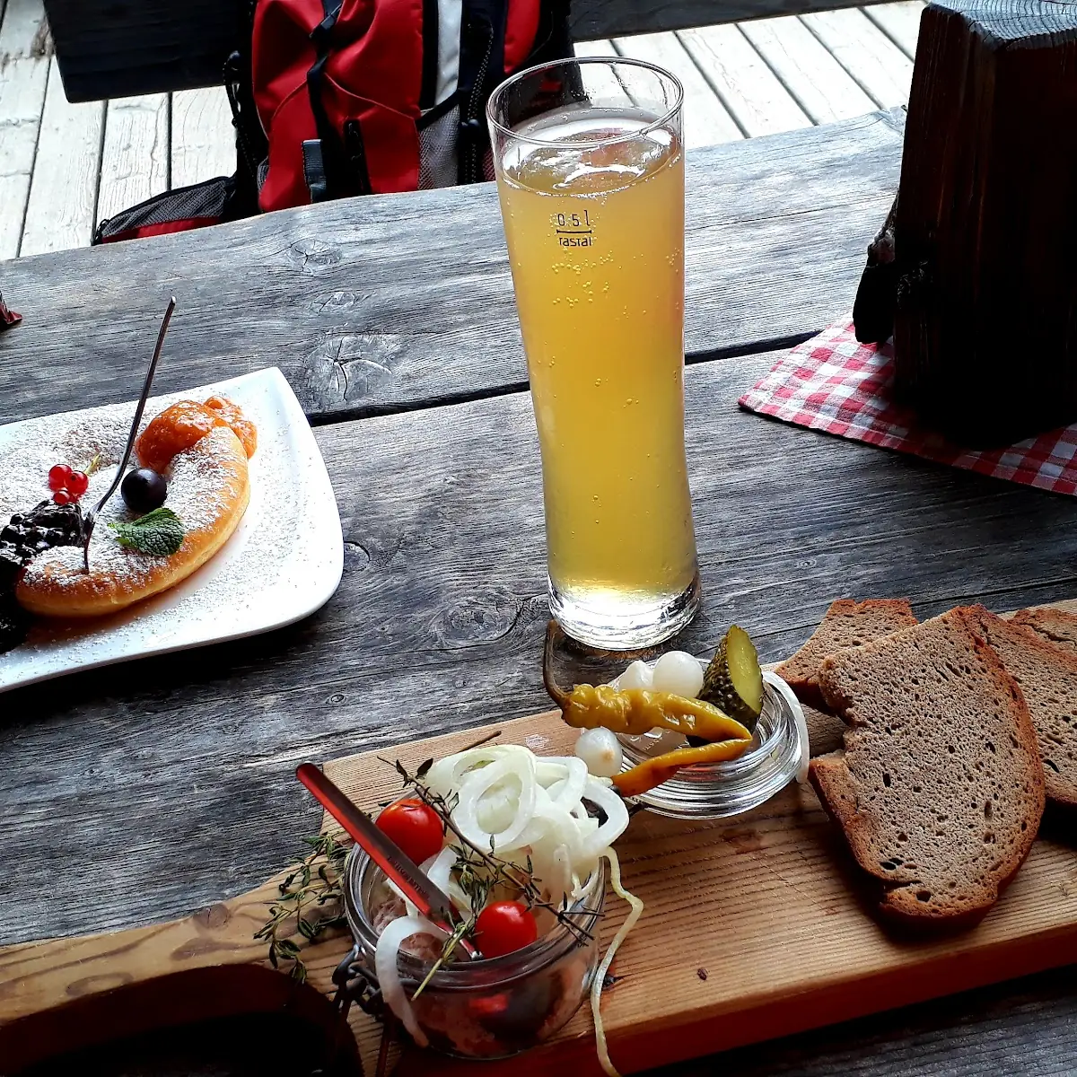 Verhackerts U Bauernkrapfen