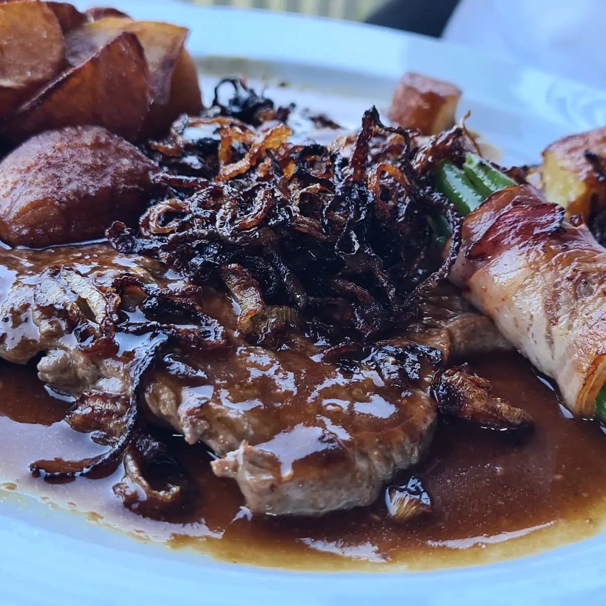 Zwiebelrostbraten