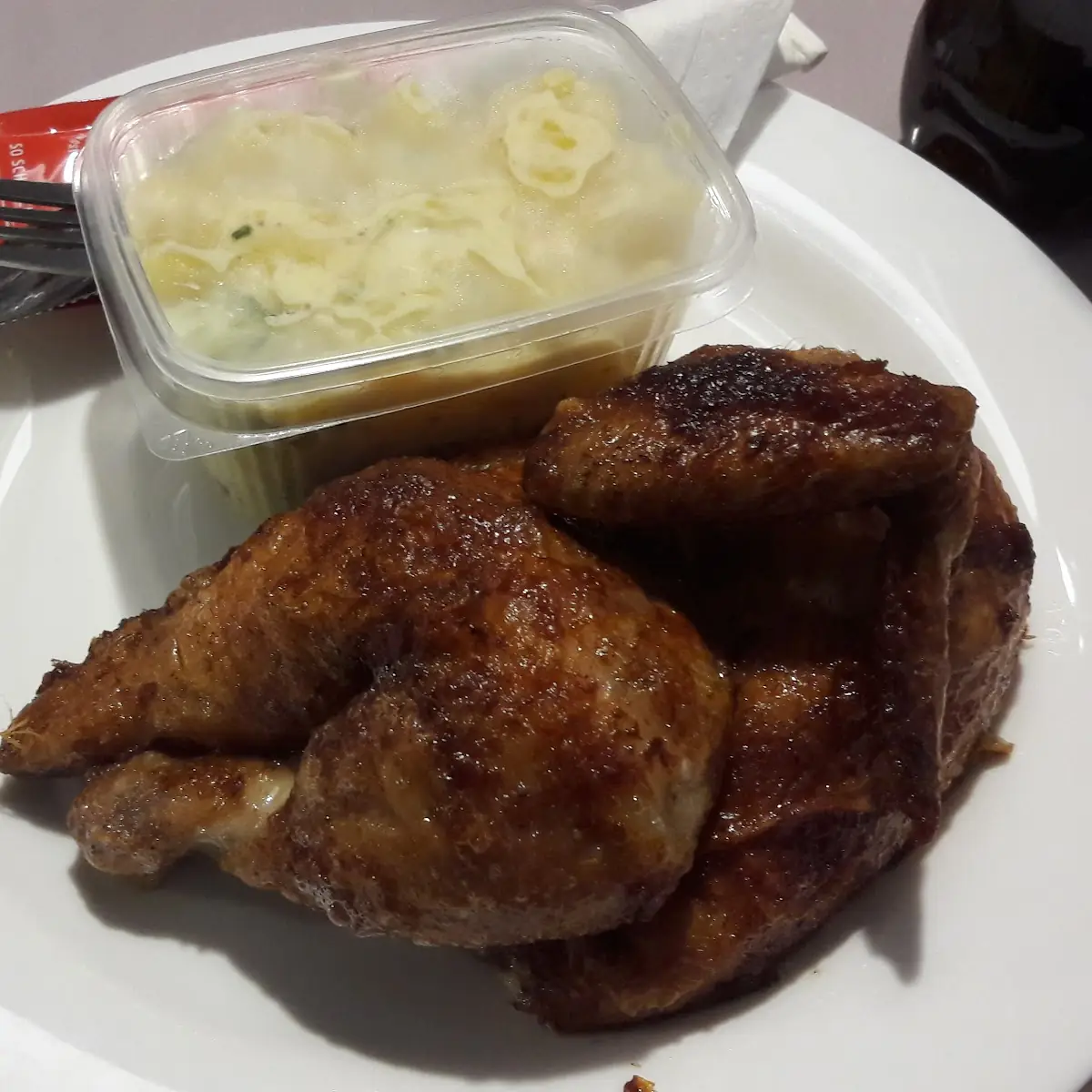 Hendl Mit Kartoffelsalat