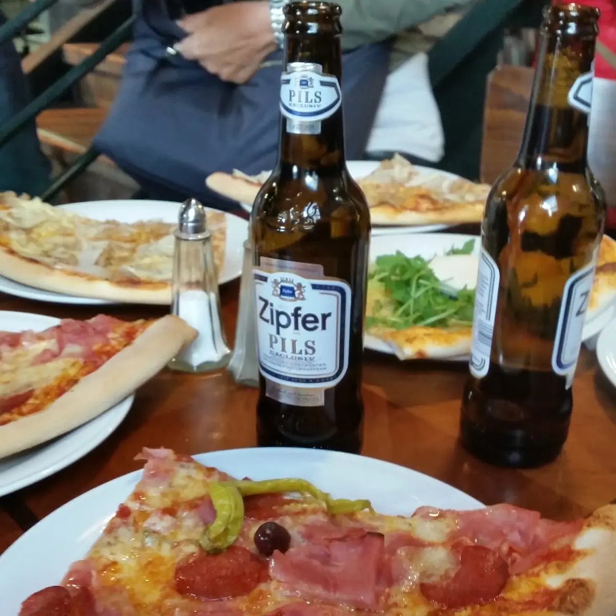 Ham and Corn Pizza Margherita