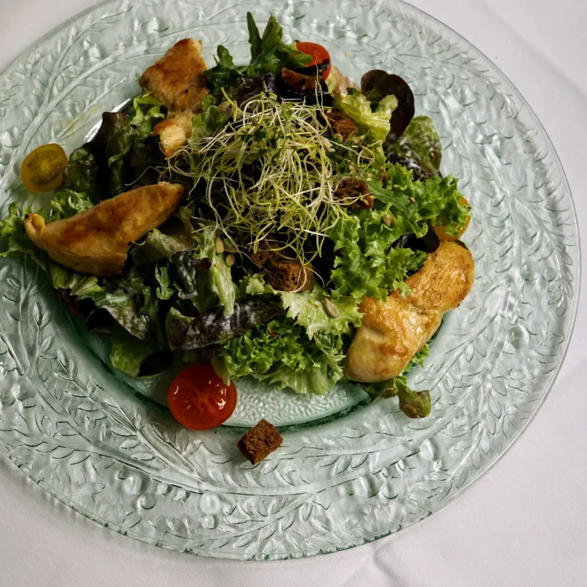 Knackiger Blattsalat M Hühnerstreifen