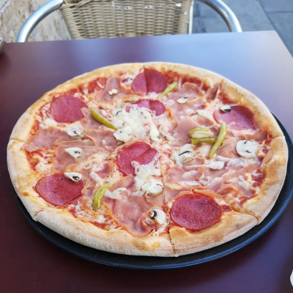Pizza Diavalo