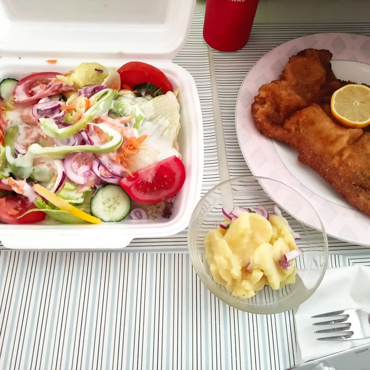 Schnitzel Mit Großem Salat