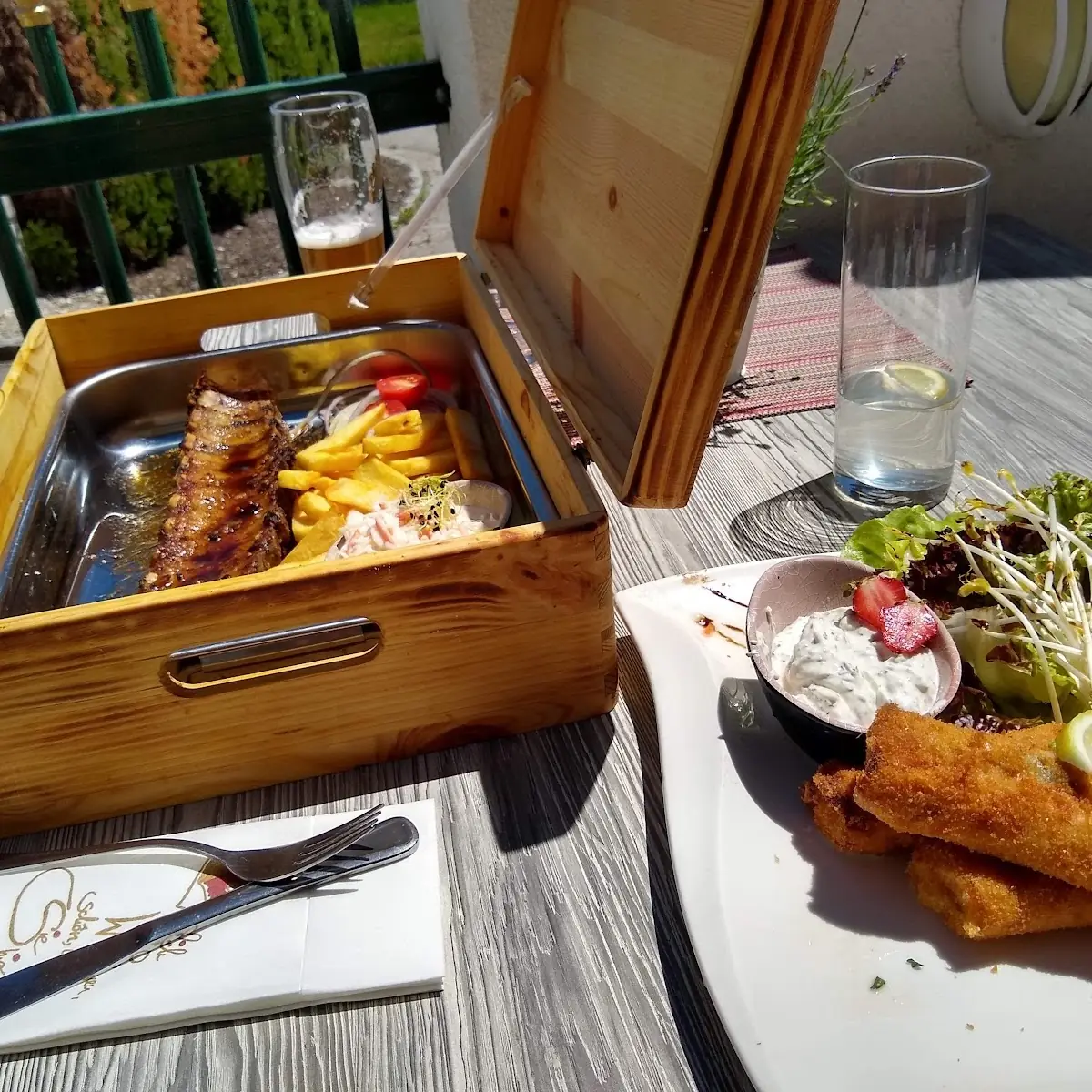 Ripperl Und Gebackener Spargel