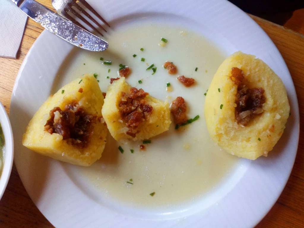Gramelknödel Geöffnet