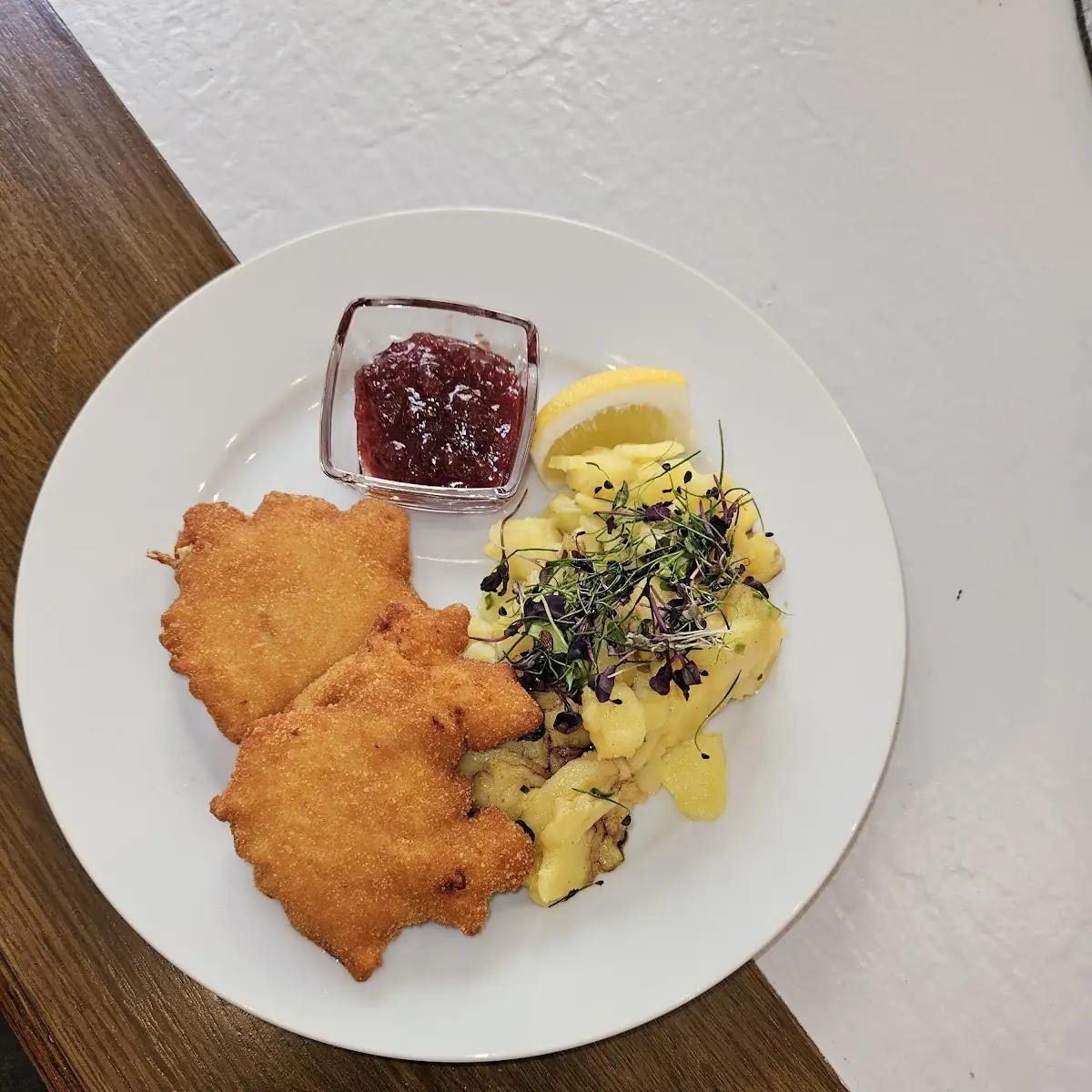 Schnitzel Kartoffelsalat
