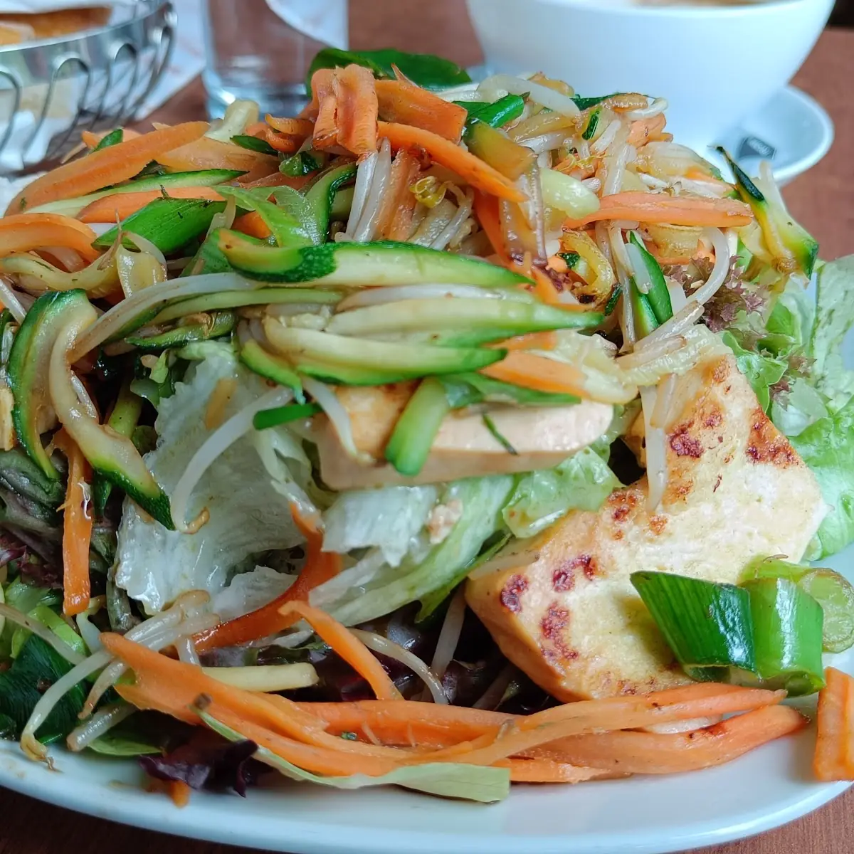 Asiatischer Salat
