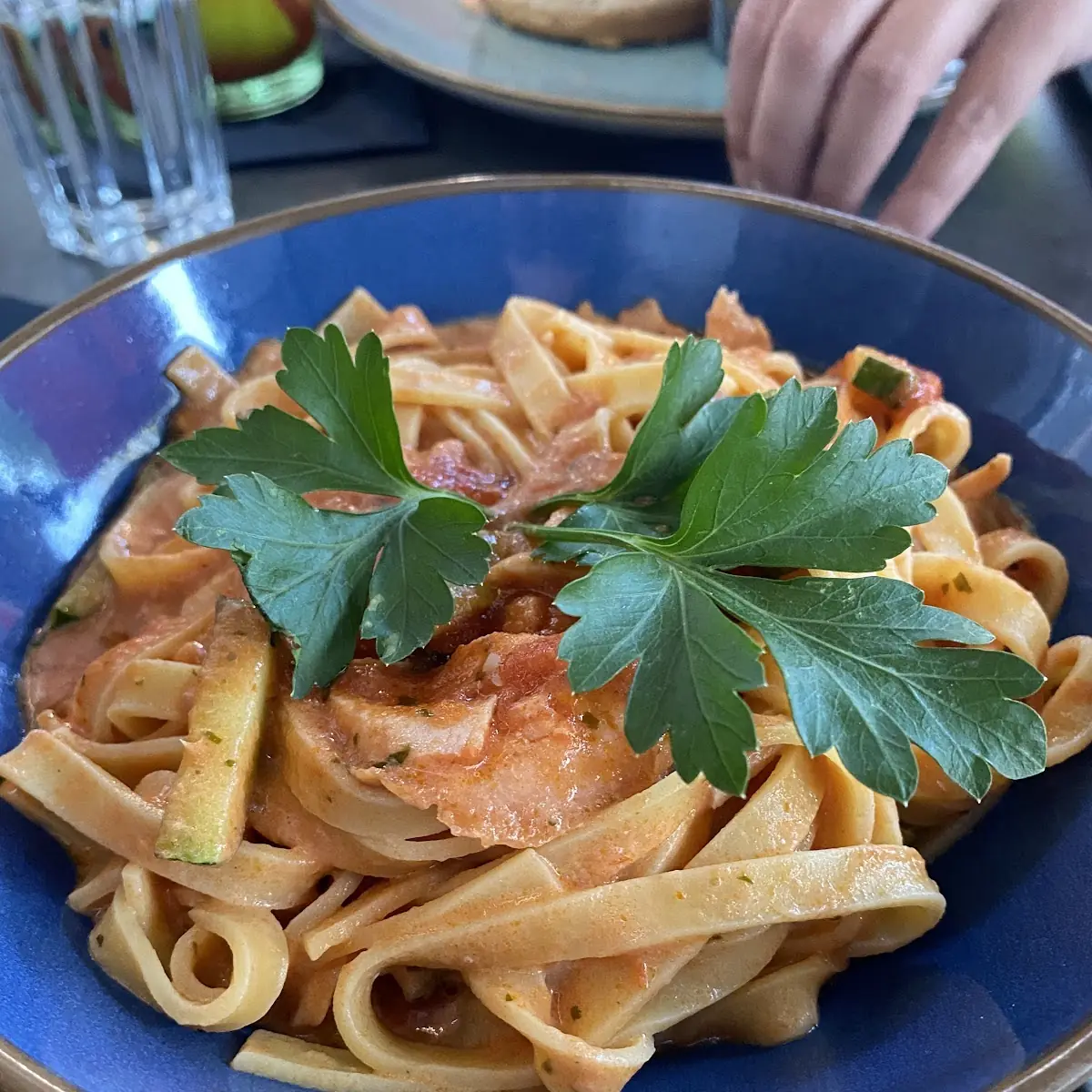 Lachs- Zuccini- Nudeln