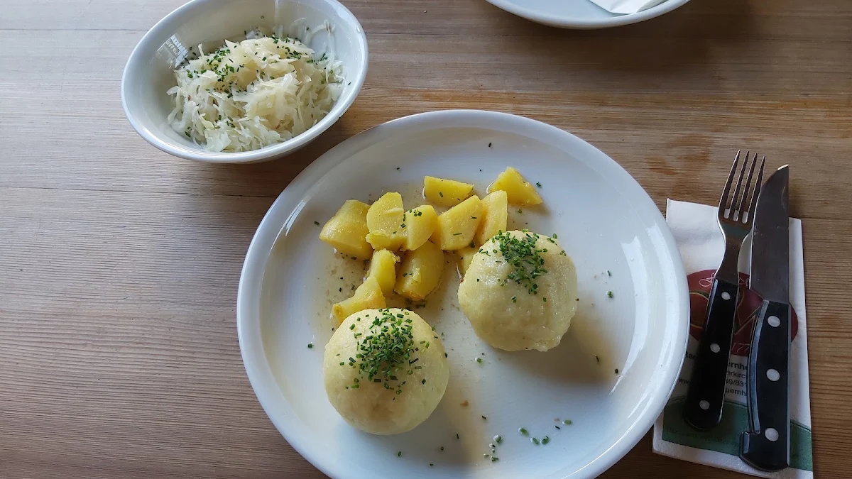 Fleisch- Hackelknödel