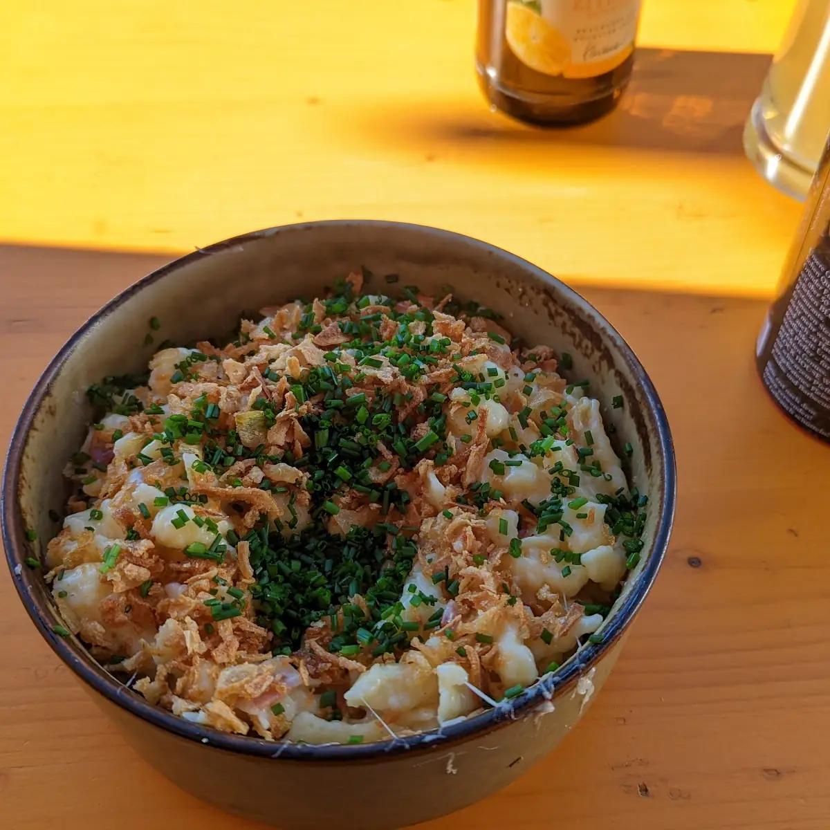 Nockenschüssel Käsespätzle