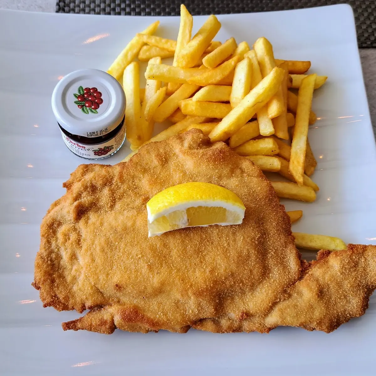 Wiener Schnitzel Mit Kartoffelsalat