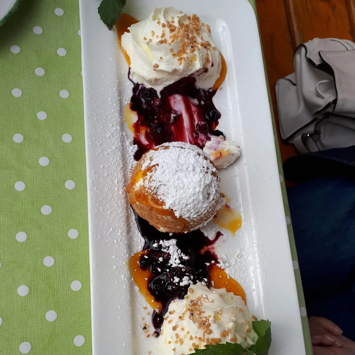 Eis Marillenknödel