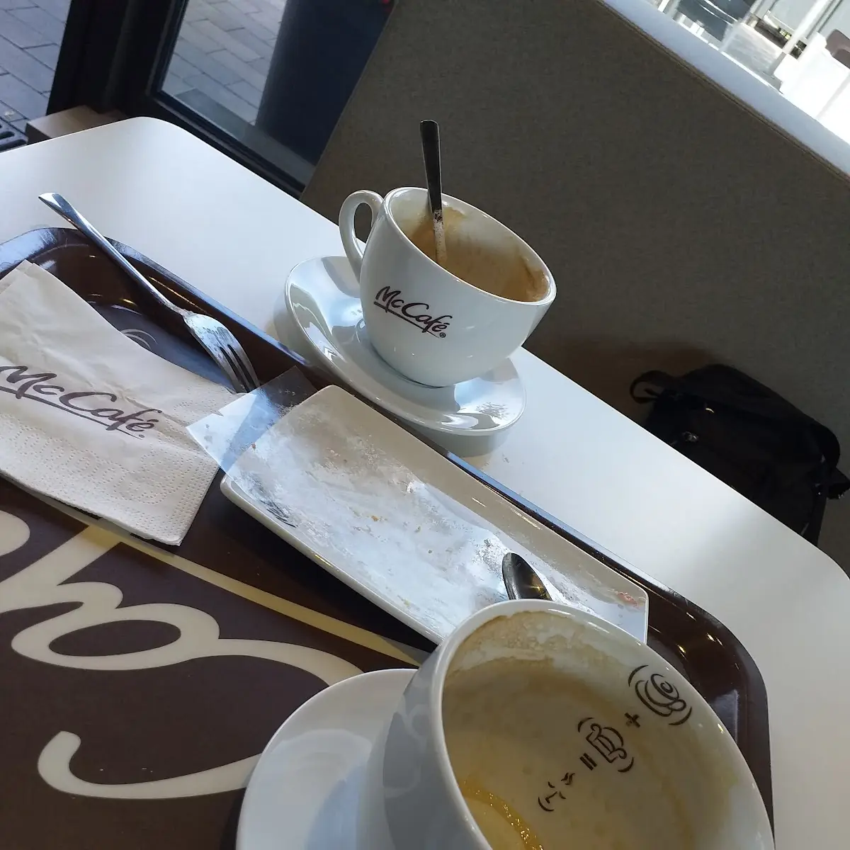 Cappuccino Mit Torte