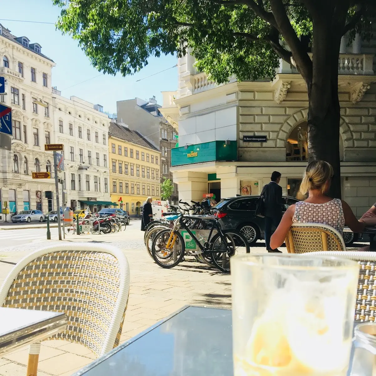 Cafe Latte Süßes Bällchen