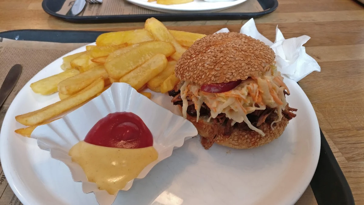 Pulled Pork Burger