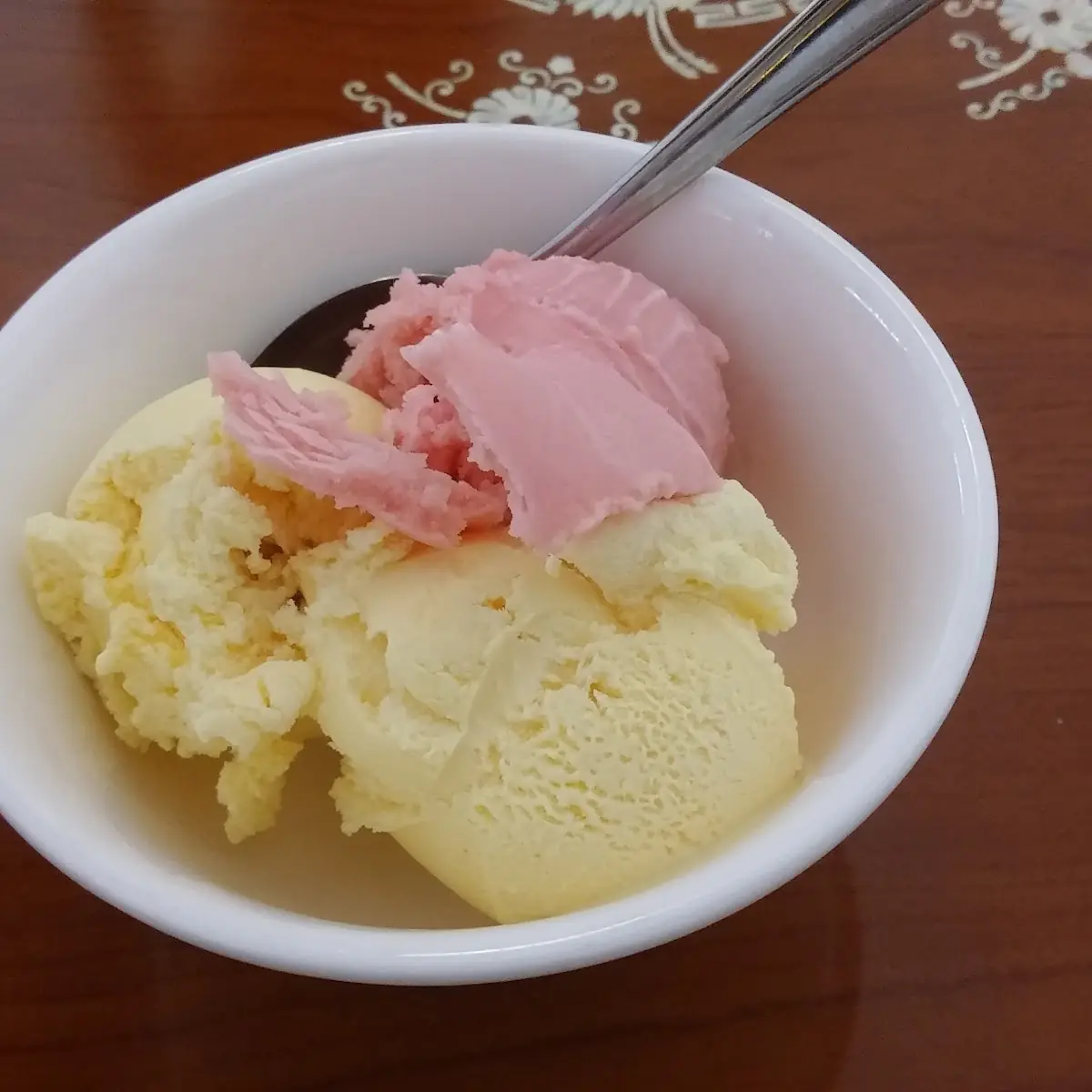 Nachspeisen Eis