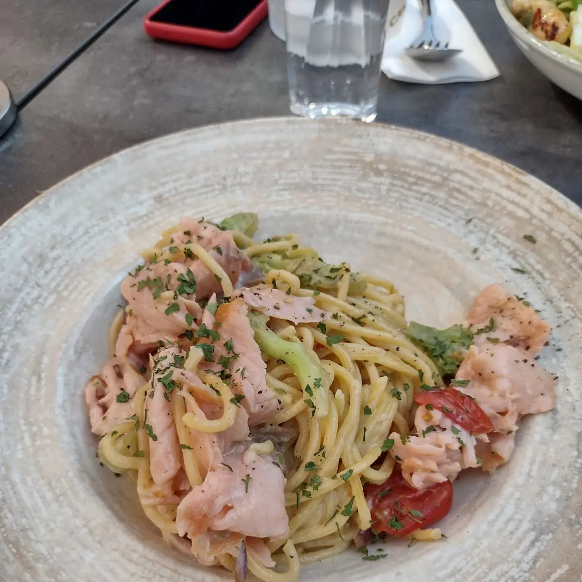 Pasta Salmon