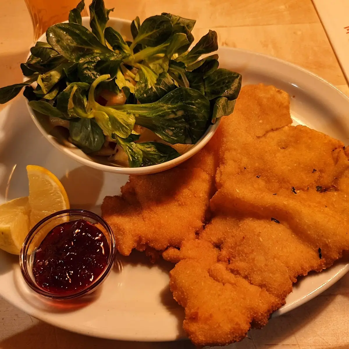 Wiener Schnitzel Mit Pommes
