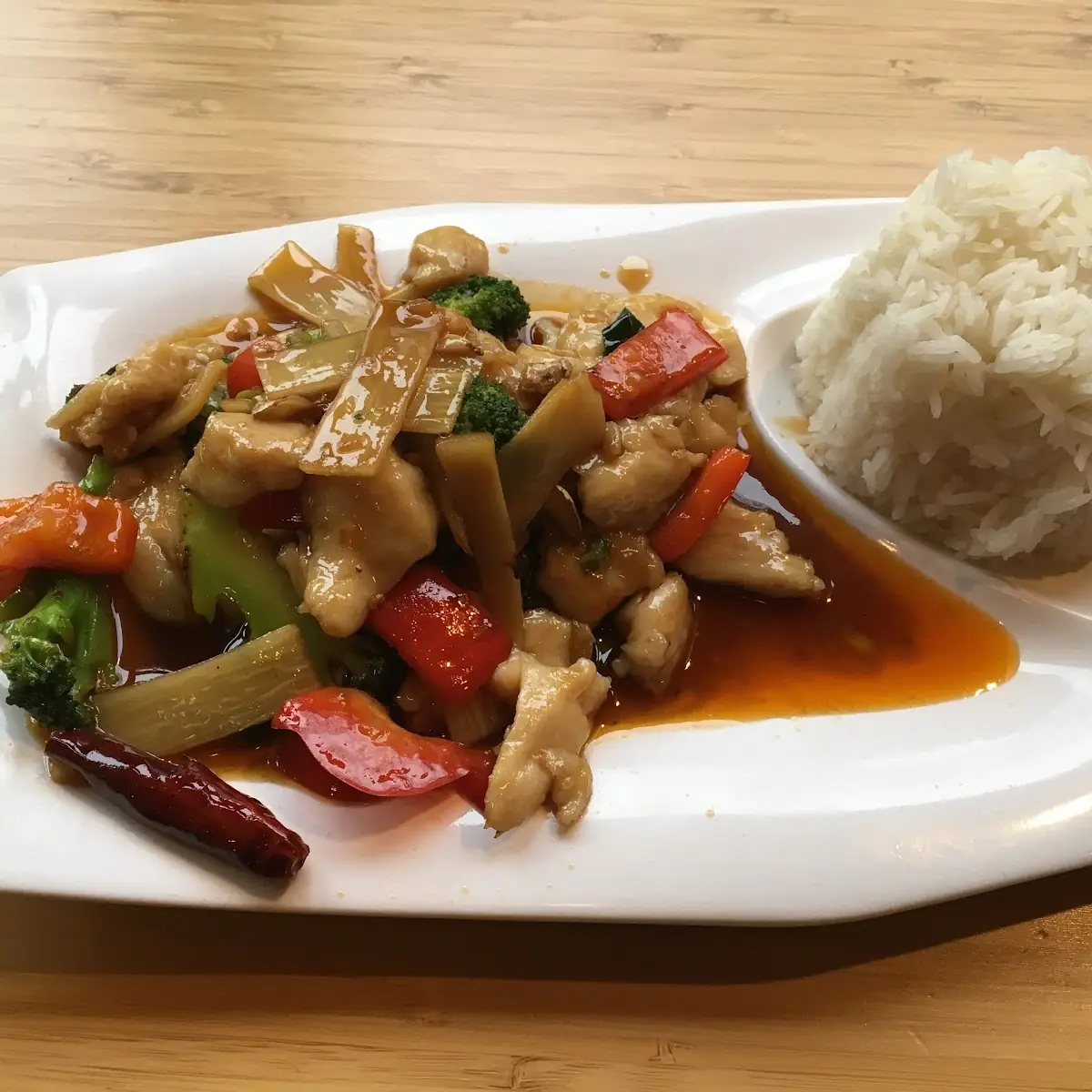 W2 Gong Bao Chicken
