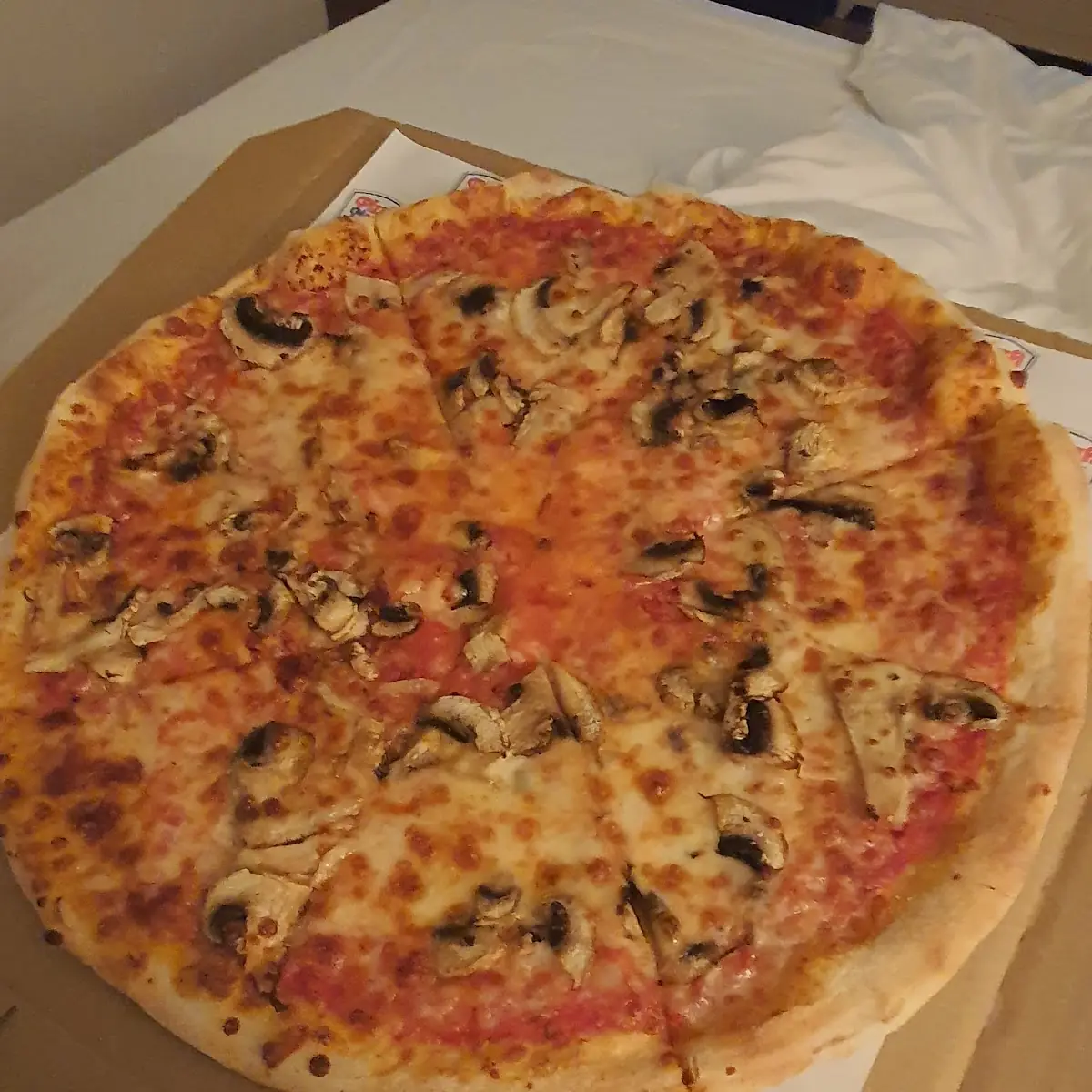 Pizza Funghi