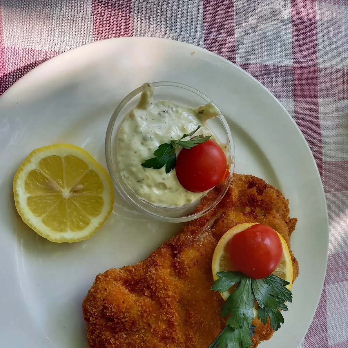 Schweinscordon Mit Sauce Tarta