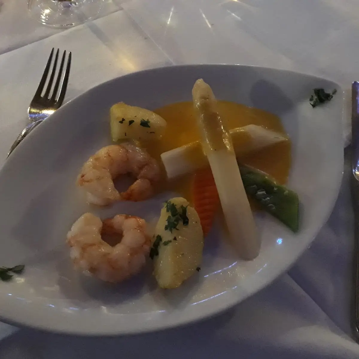 Garnelen An Spargel
