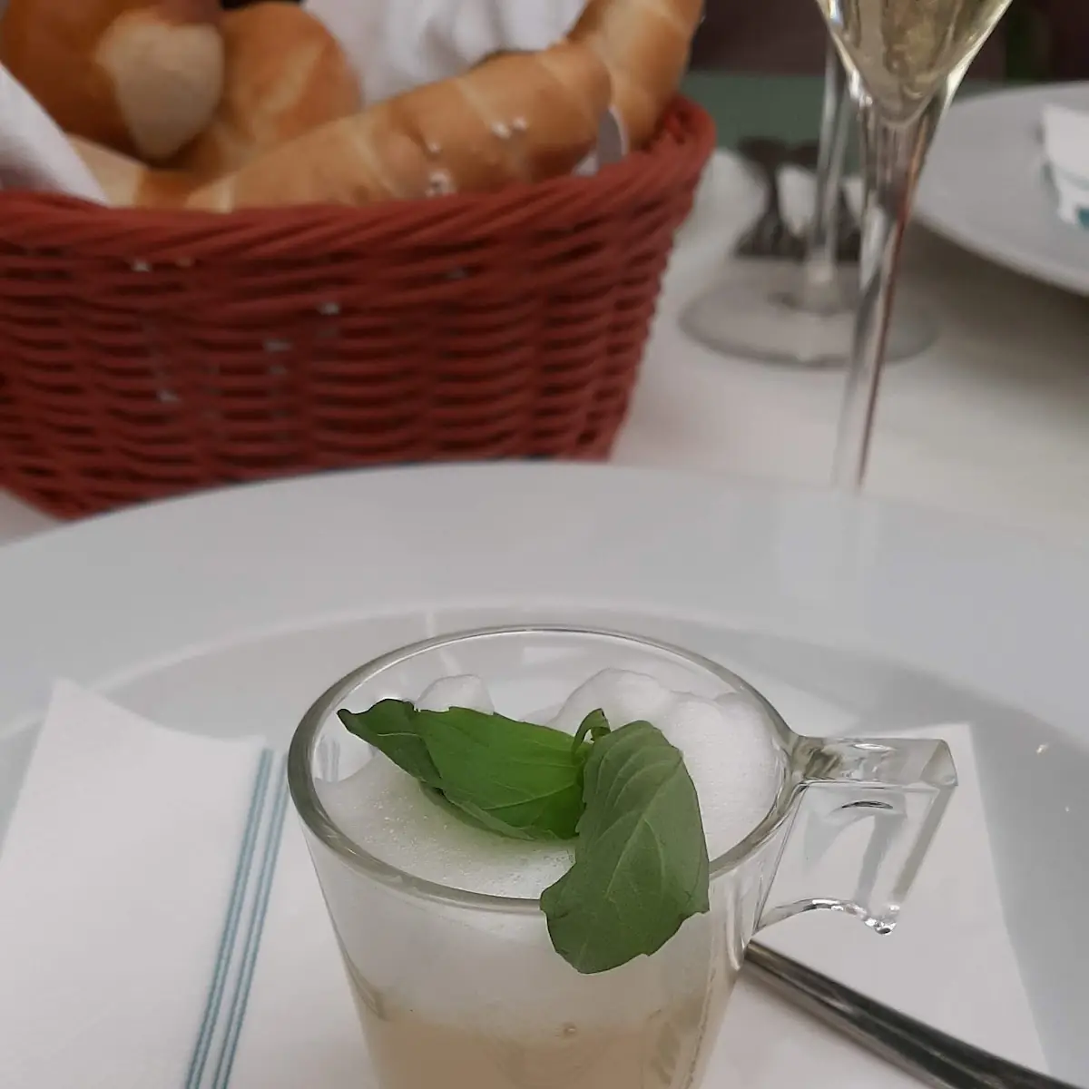 Süppchen Als Gruß Von Der Küche