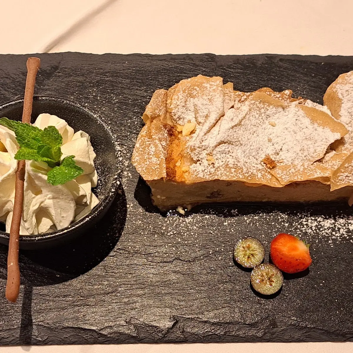 Topfenstrudel
