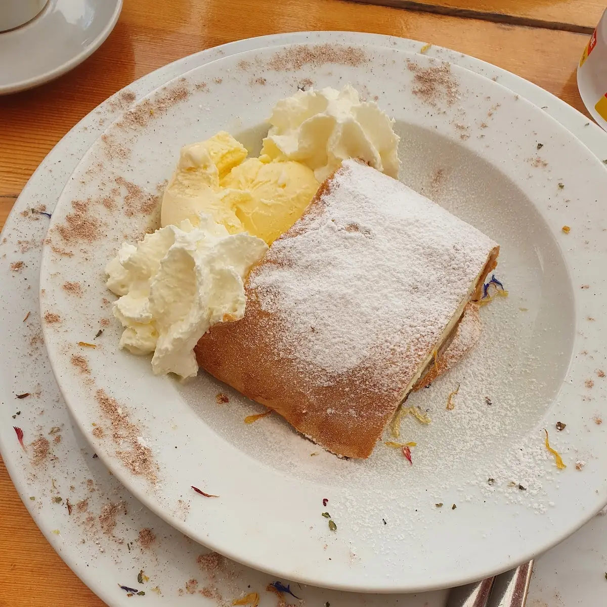 Apfelstrudel