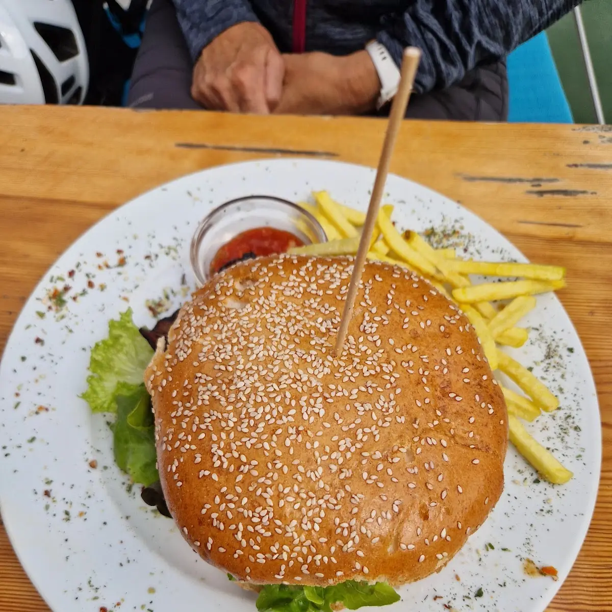 Ranchburger Mit Pommes