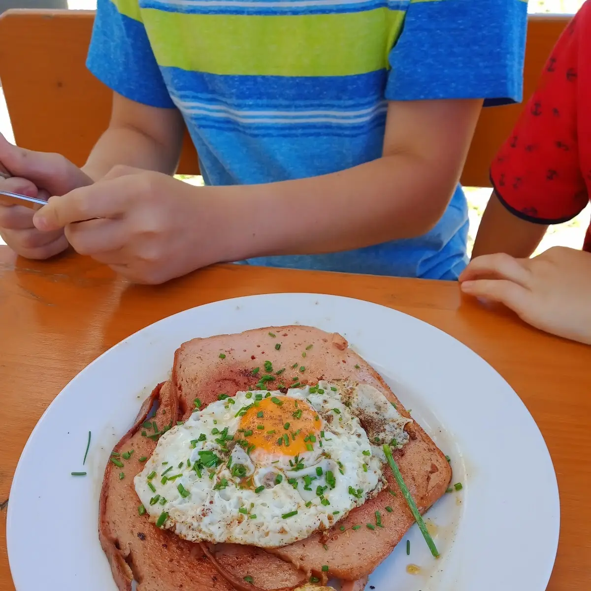 Leberkäse Mit Spiegelei
