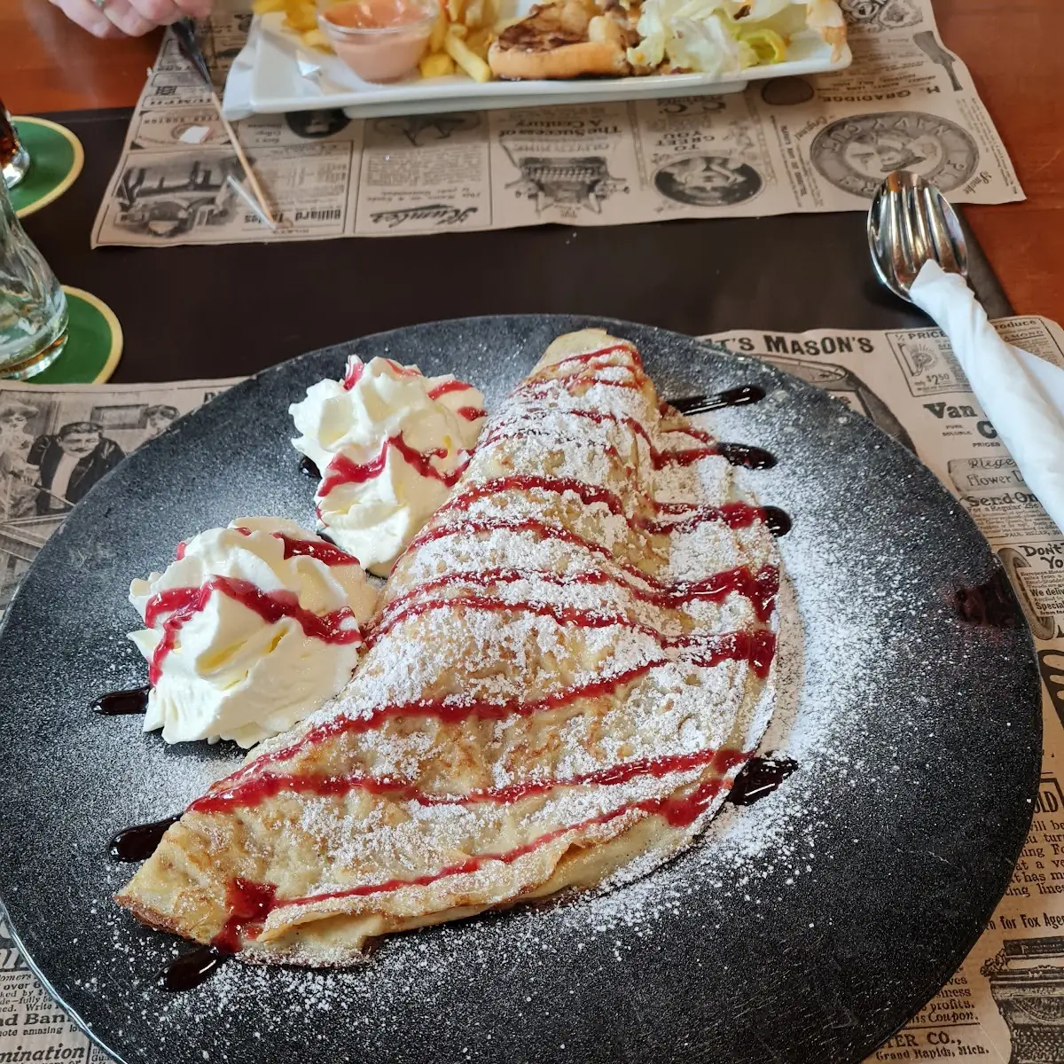 Eispalatschinken
