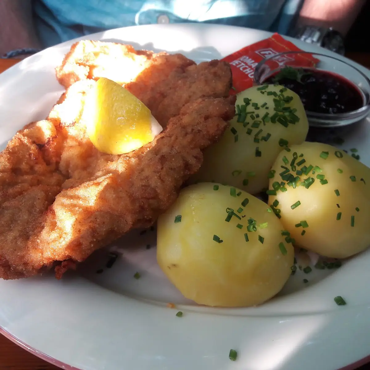 Wiener Schnitzel Mit Kartoffeln