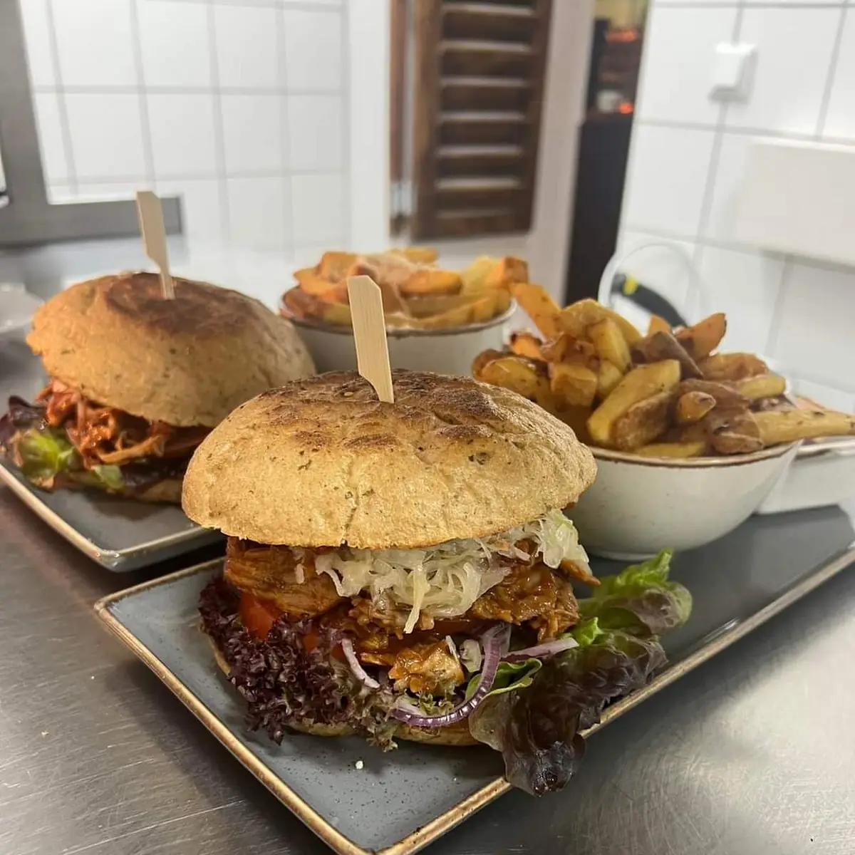 Spanferkel Burger