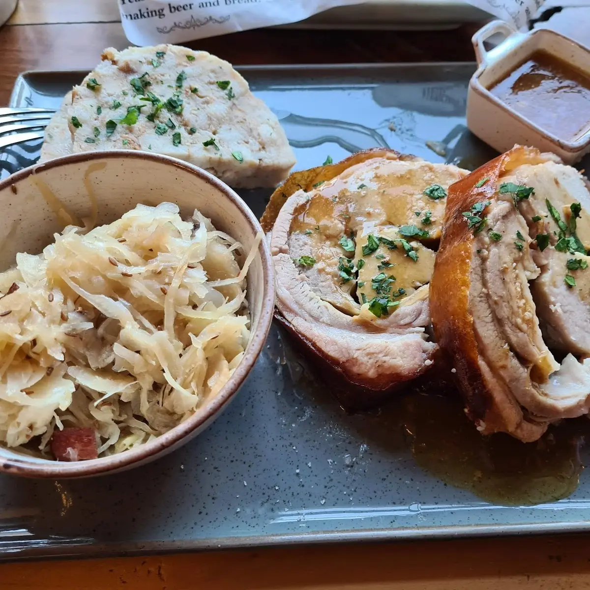 Spanferkel Gröstl Mit Warmen Speckkraut