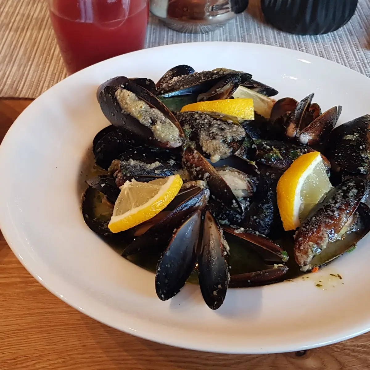 Cozze Con Vino Bianco