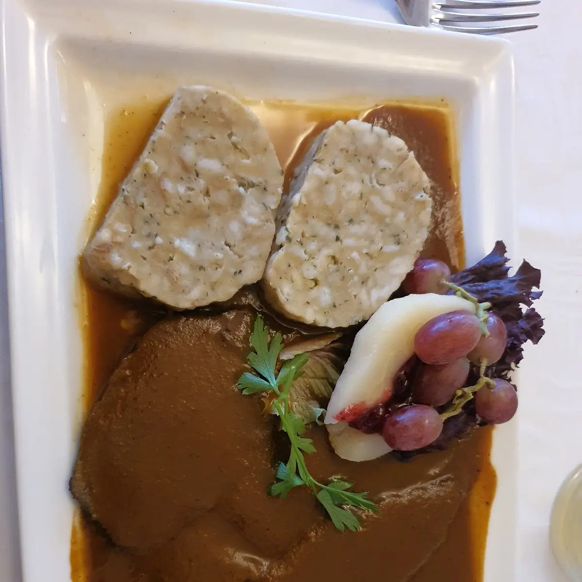 Hirschbraten Mit Serviettenknödel