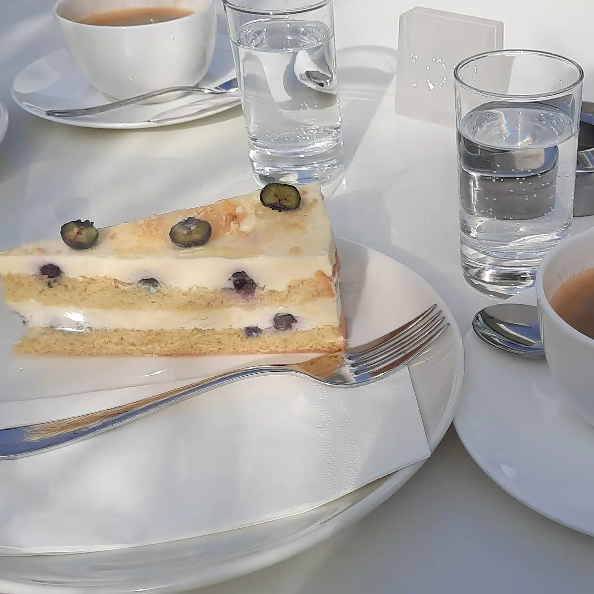 Kaffee Und Ein Heidelbeertortenstück
