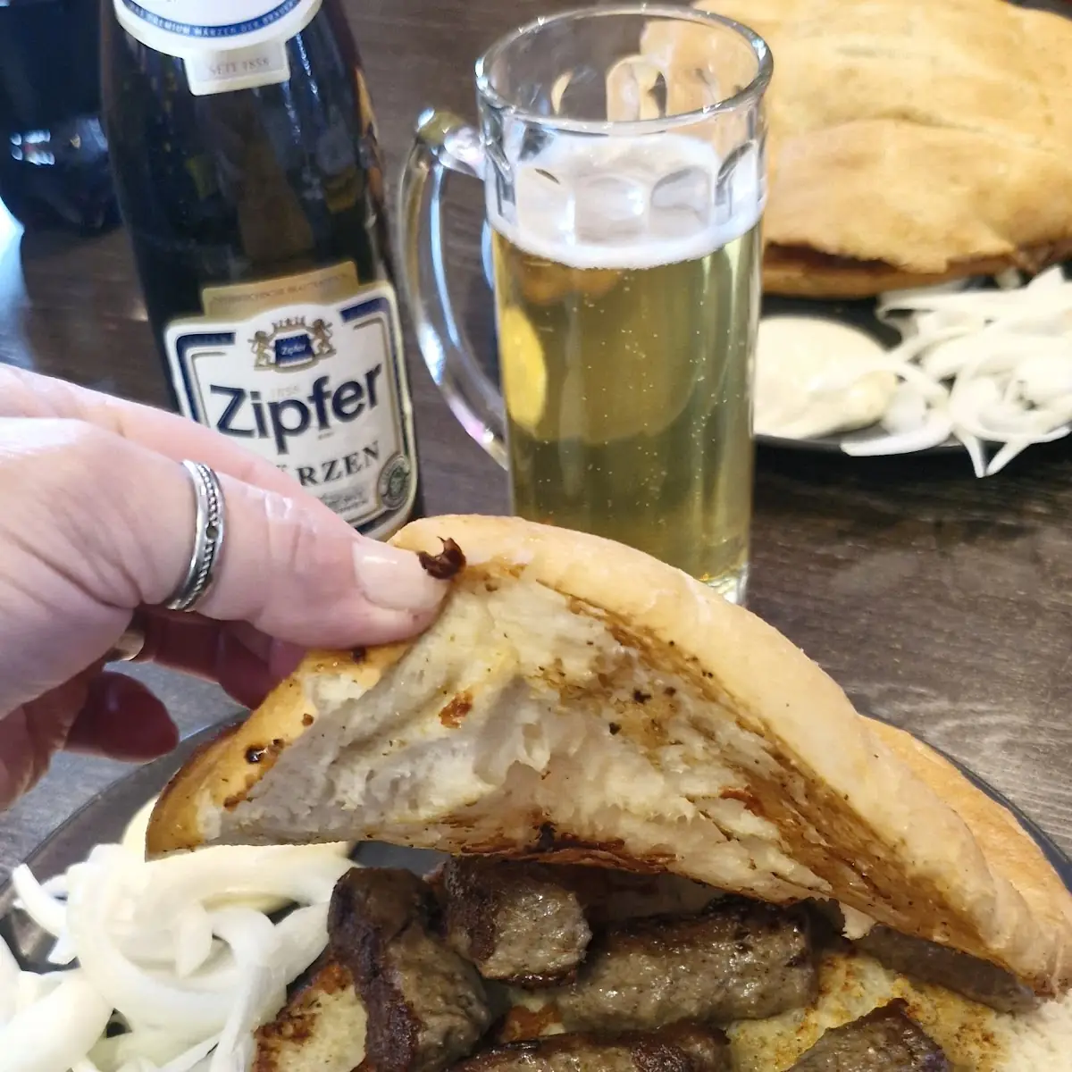 Pljeskavica Burger A C G Man