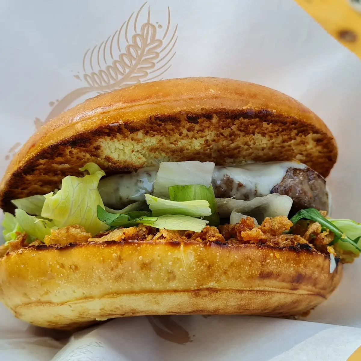 Auspuff Burger Mit Röstzwiebel