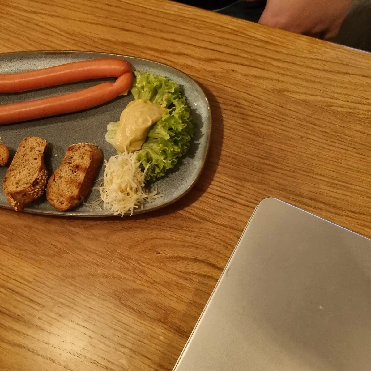 Sacherwürstel